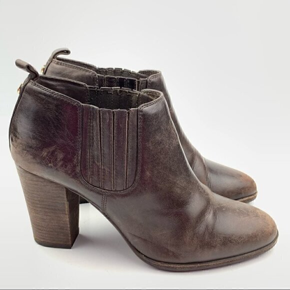 Michael Kors ankle booties size 7 brown leather